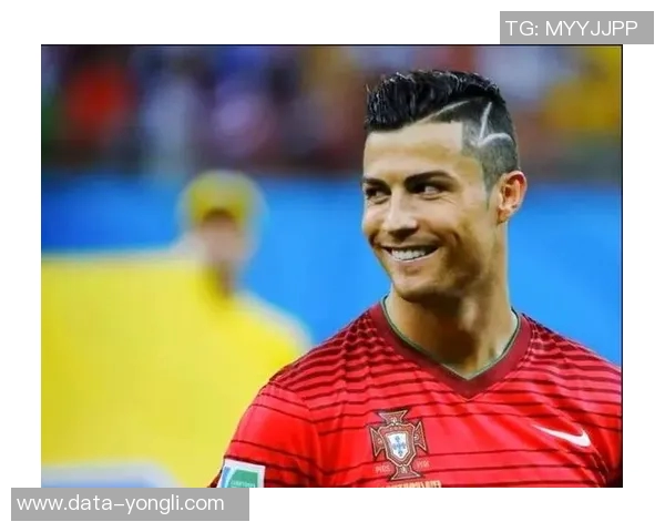 足球场上的风格与个性足球发型的潮流与魅力解析 足球场上的风格与个性足球发型的潮流与魅力解析